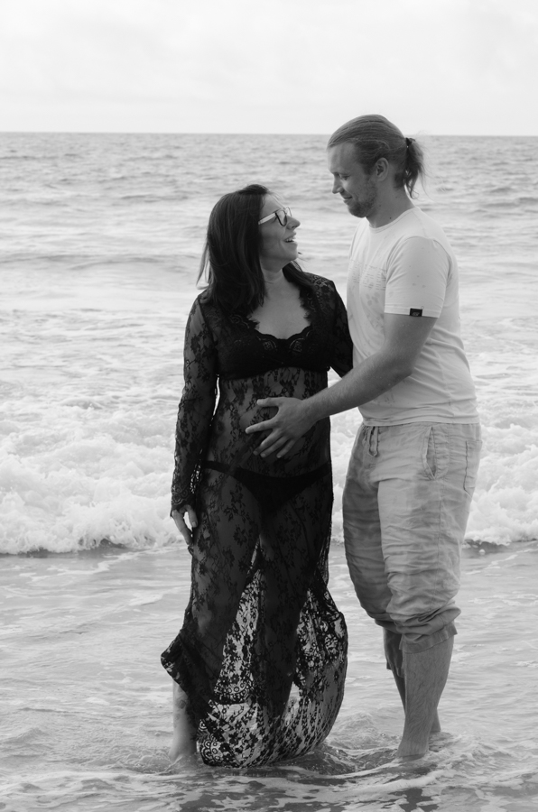 Melissa Segal Photographer newyork professional blog beauty woman face portrait maternity beach love sexy bw black and white